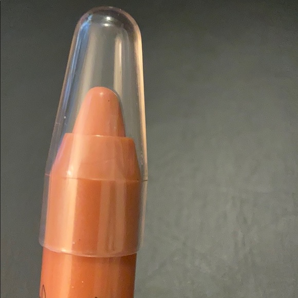 NEW: POP Pouty Lip Crayon - Barely Bitten - Picture 4 of 6